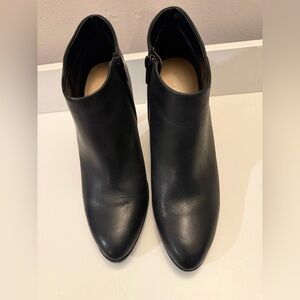 Levity Silver Black Leather Ankle Boots Stiletto Heel Pointed Toe Booties 8M